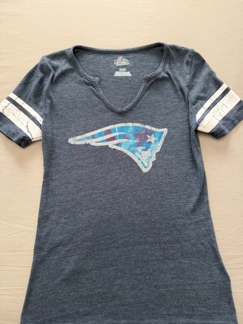 Majestic New England Patriots Fitted Tee Size Small